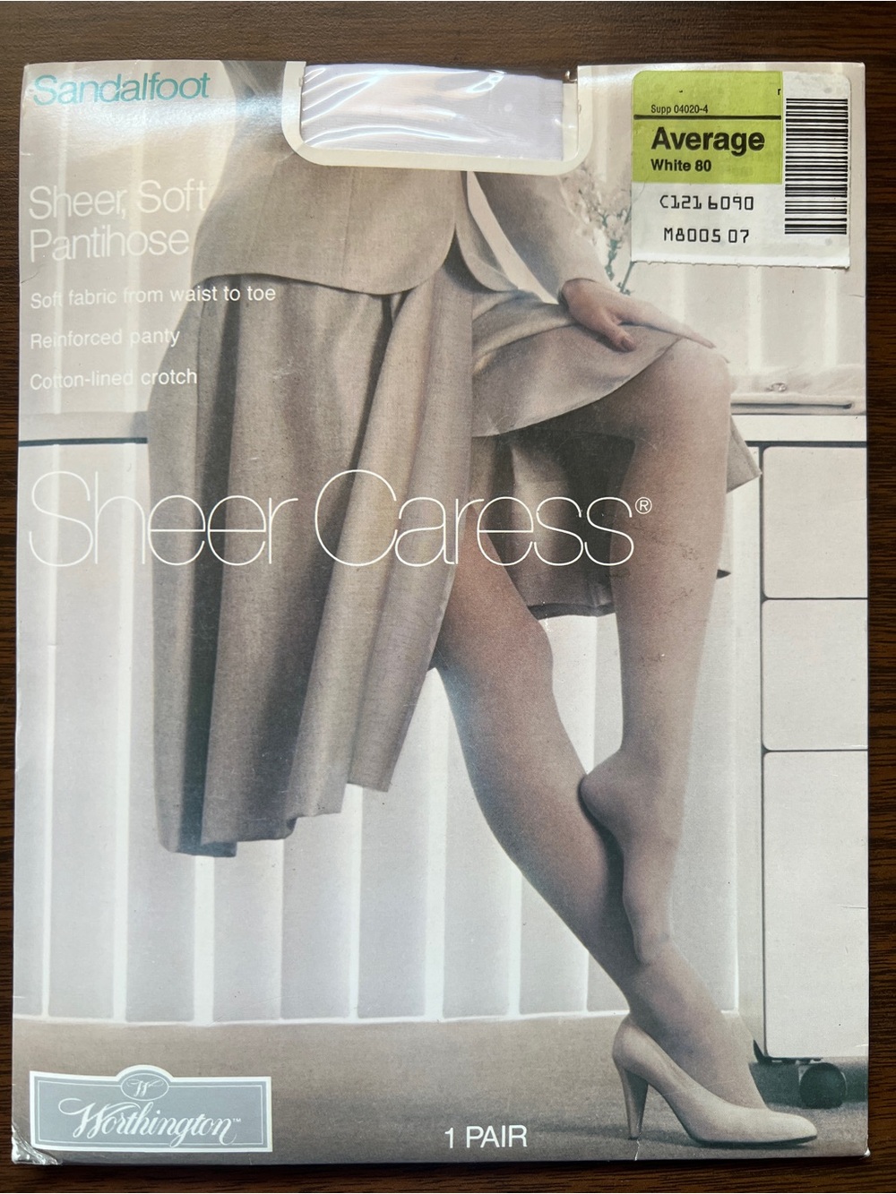 NWT Vintage 80s/90s Worthington Sheer Caress Pantyhose in White - Size Average
